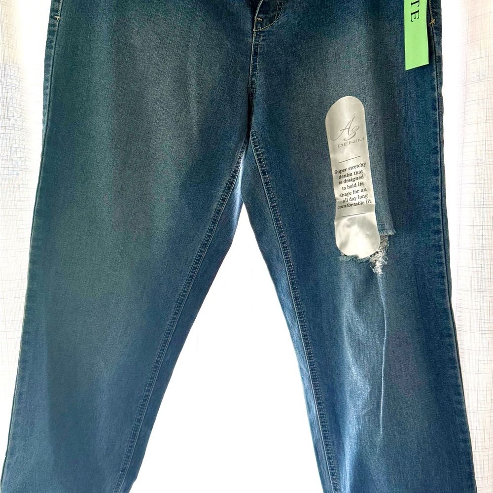 Az Denim Distressed Jeans